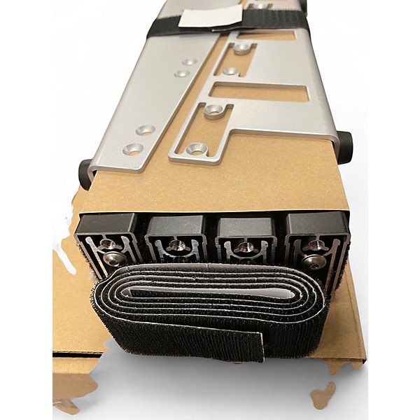 Used D'Addario xpnd2 Pedal Board