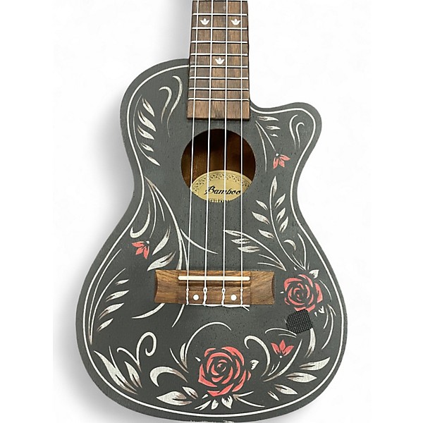 Used Bamboo U-23 FLOWERS&ROLL BLACK Ukulele