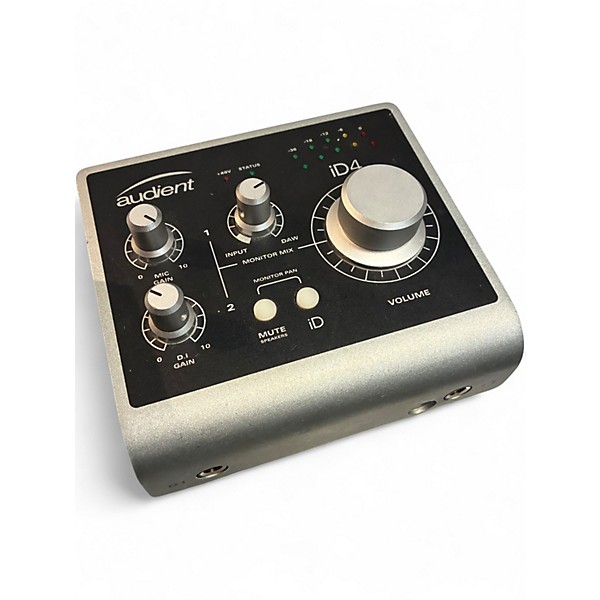 Used Audient iD4 Audio Interface