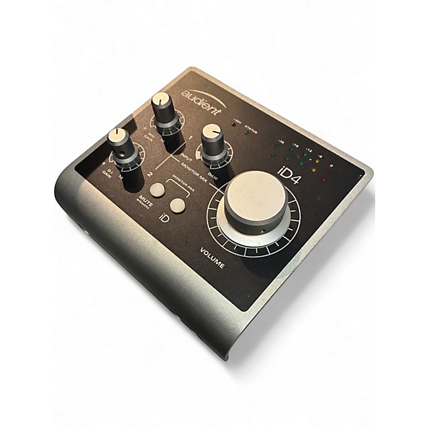 Used Audient iD4 Audio Interface