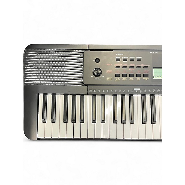 Used Yamaha PSR-E273 Portable Keyboard