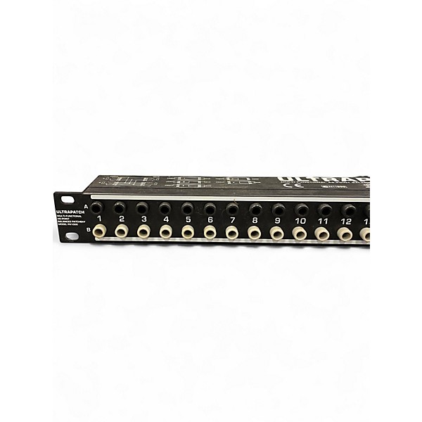 Used Behringer PX1000 Patch Bay