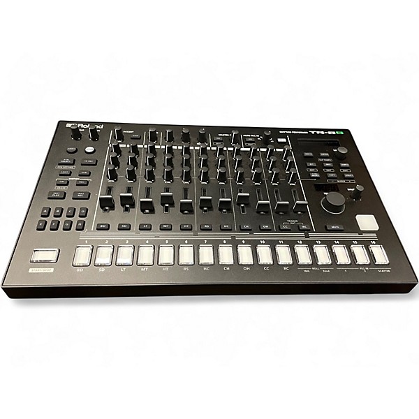 Used Roland TR-8S Synthesizer