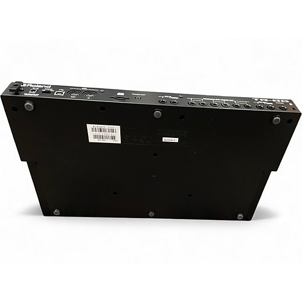 Used Roland TR-8S Synthesizer