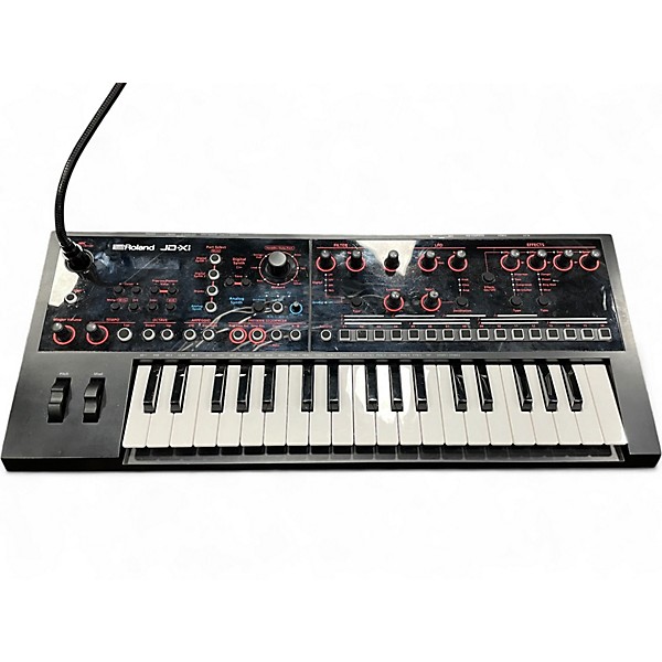 Used Roland JDXI Synthesizer