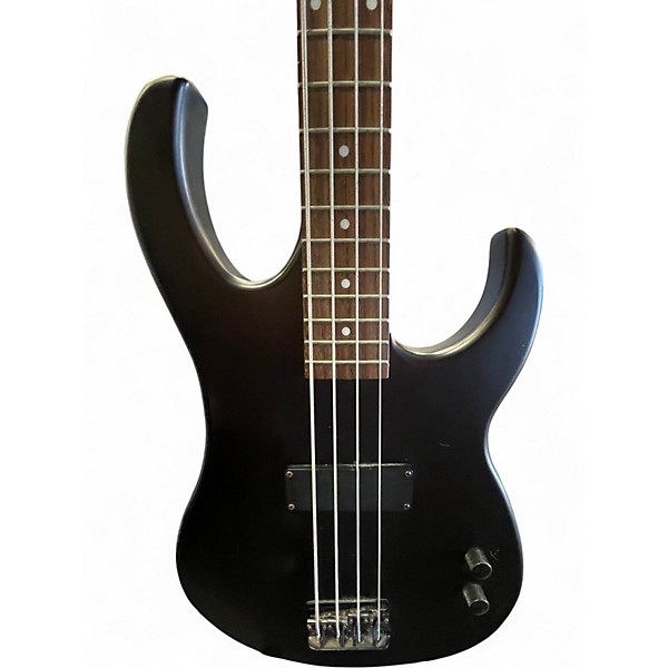 Used Dean E09M Edge 09 black Electric Bass Guitar