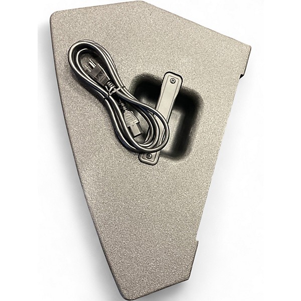 Used Yamaha DHR15M Powered Monitor