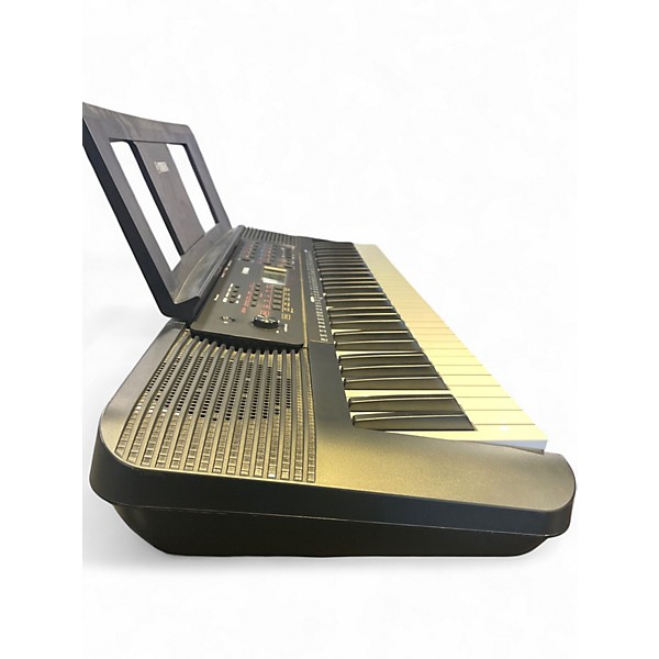 Used Yahama  PSR-E273 Portable Keyboard