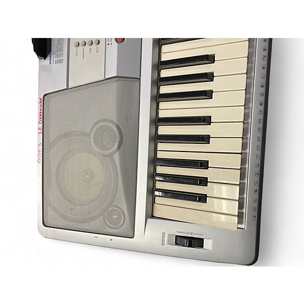Used Yamaha DGX202 Portable Keyboard