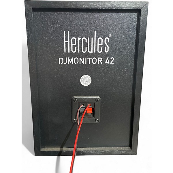 Used Hercules DJ djmonitor 42 pair Powered Monitor