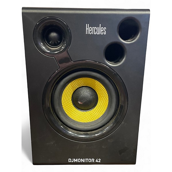 Used Hercules DJ djmonitor 42 pair Powered Monitor
