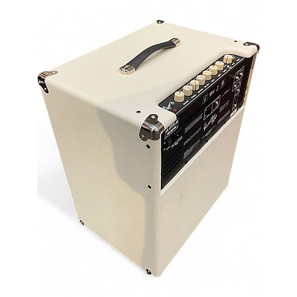 Used Fender Rumble V3 500W Ivory Bass Combo Amp