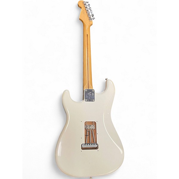 Used Fender Standard Stratocaster White Solid Body Electric Guitar