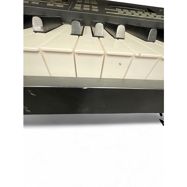 Used Yamaha MOFX8 88 Key Keyboard Workstation