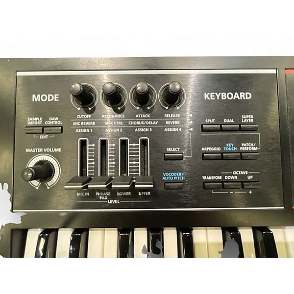 Used Roland JUNO DS61 Synthesizer