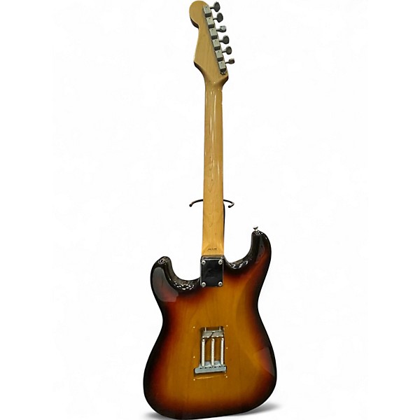 Used Fender MADE IN JAPAN STRATOCASTER 2 Color Sunburst Solid Body Electric Guitar