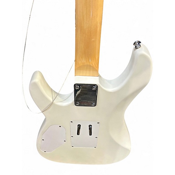 Used Sawtooth ST-M24  White Solid Body Electric Guitar