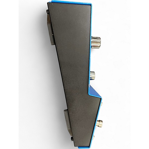 Used BOSS SY300 Guitar Synthesizer Effect Pedal