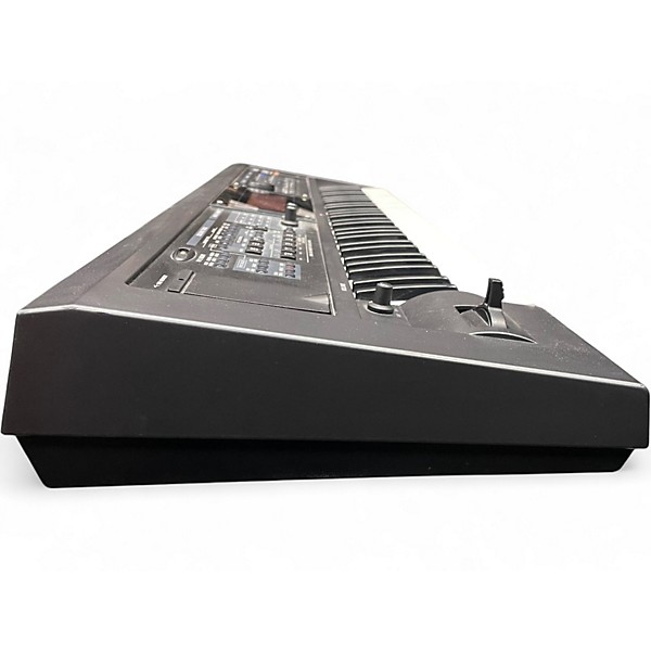 Used Roland GW8 61 Key Keyboard Workstation