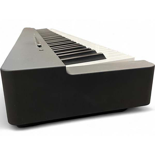 Used Yamaha P225 Digital Piano