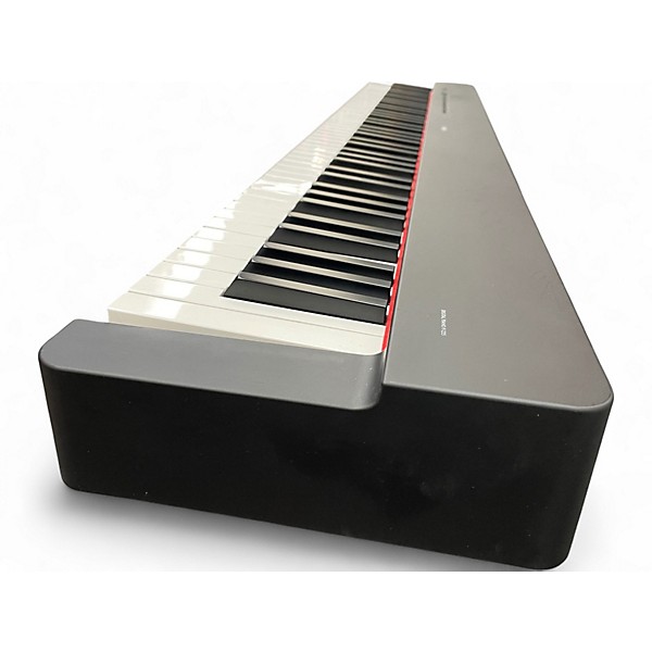 Used Yamaha P225 Digital Piano