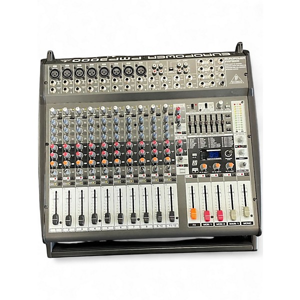 Used Behringer PMP3000 Powered Mixer