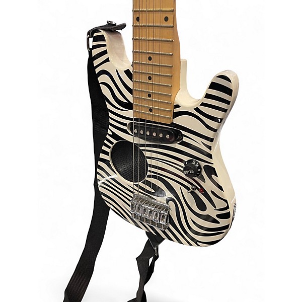 Used Washburn Little Lyon Black and White Electric Guitar