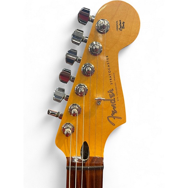 Used 2018 Fender Special Edition 60s Stratocaster Red Solid Body Electric Guitar