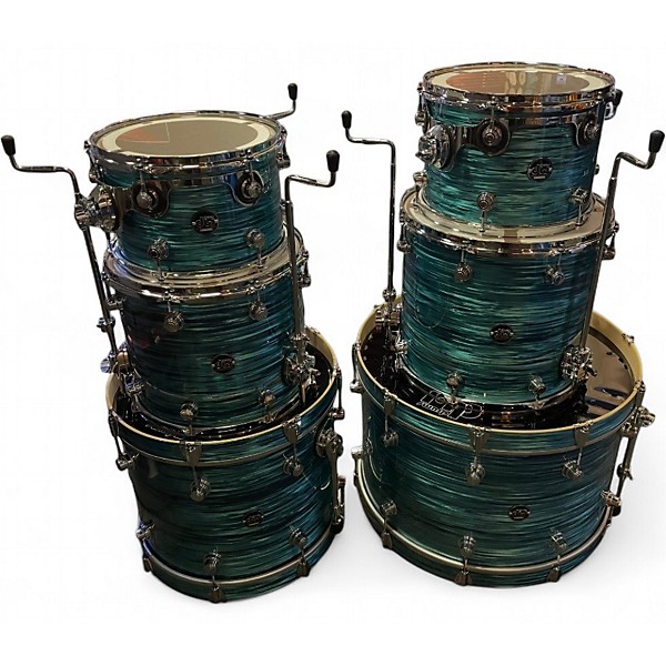 Used DW 6 Piece Performance Series Turquoise Oyster Drum Kit