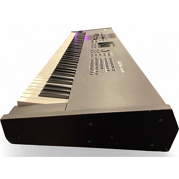 Used Yamaha Motif XF8 88 Key Keyboard Workstation