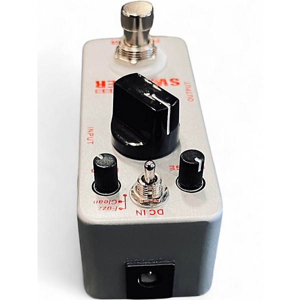 Used Mooer BASS SWEEPER Bass Effect Pedal