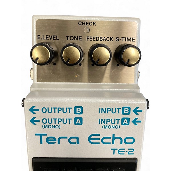 Used BOSS tera echo TE2 Effect Pedal