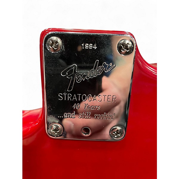 Vintage 1994 Fender American Special Stratocaster Lipstick Red Solid Body Electric Guitar