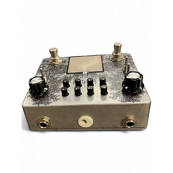 Used Ezhi & Aka  Moomindrone T21 Effect Pedal