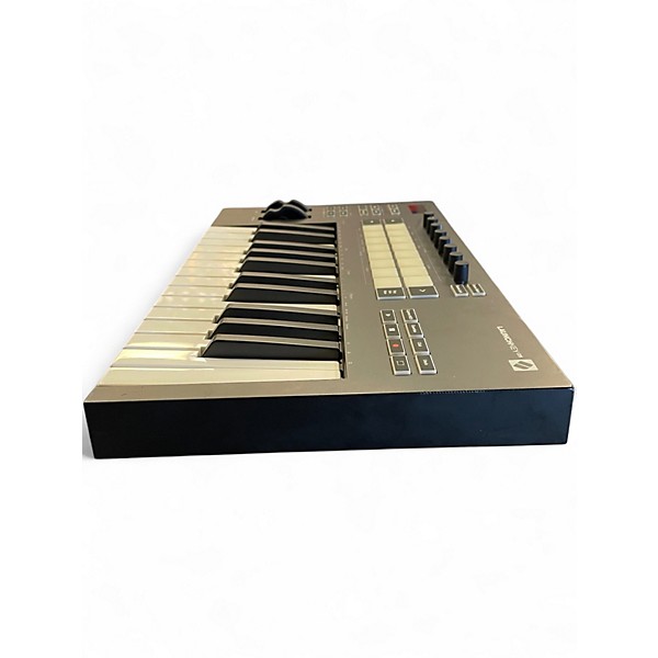 Used Novation Launchkey 25 Key MIDI Controller