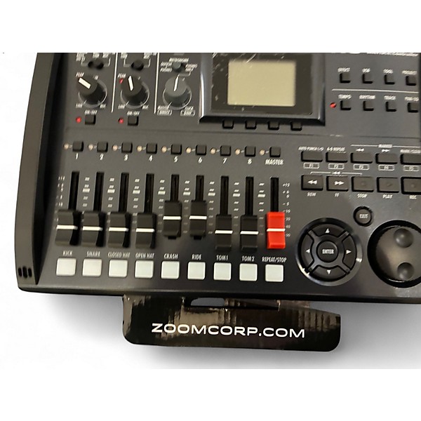 Used Zoom R8 MultiTrack Recorder