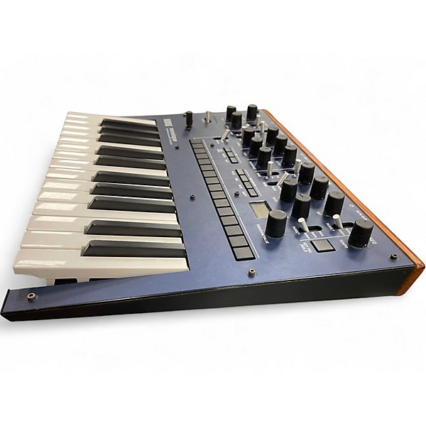 Used KORG MONOLOGUE Synthesizer