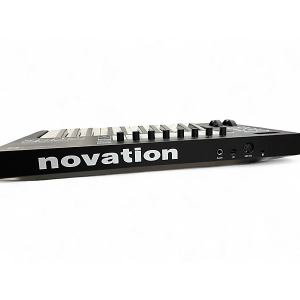Used Novation LAUNCHKEY 25 KEY MK3 MIDI Controller