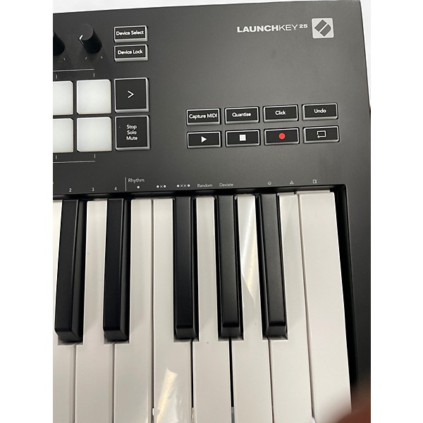 Used Novation LAUNCHKEY 25 KEY MK3 MIDI Controller