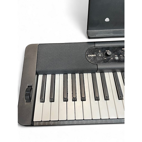 Used Casio CTS410 Portable Keyboard