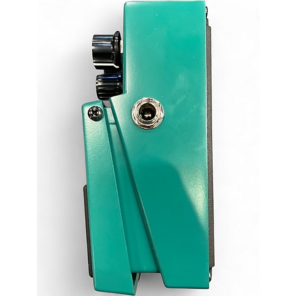 Used BOSS TR2 Tremolo Effect Pedal