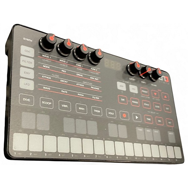 Used IK Multimedia Uno Portable Analog Synthesizer Synthesizer