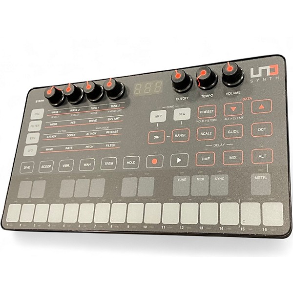 Used IK Multimedia Uno Portable Analog Synthesizer Synthesizer