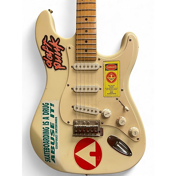 Used Peavey Predator Plus Cream Solid Body Electric Guitar