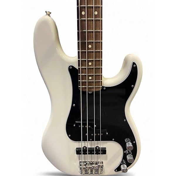 Used Fender American Performer Precision Bass Arctic White Electric Bass Guitar