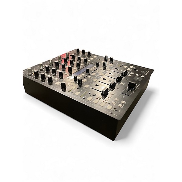 Used Behringer DDM4000 DJ Mixer