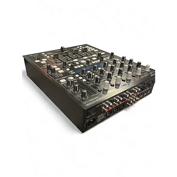Used Behringer DDM4000 DJ Mixer