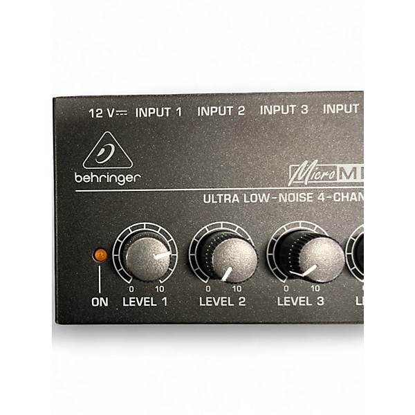Used Behringer MX400 Unpowered Mixer
