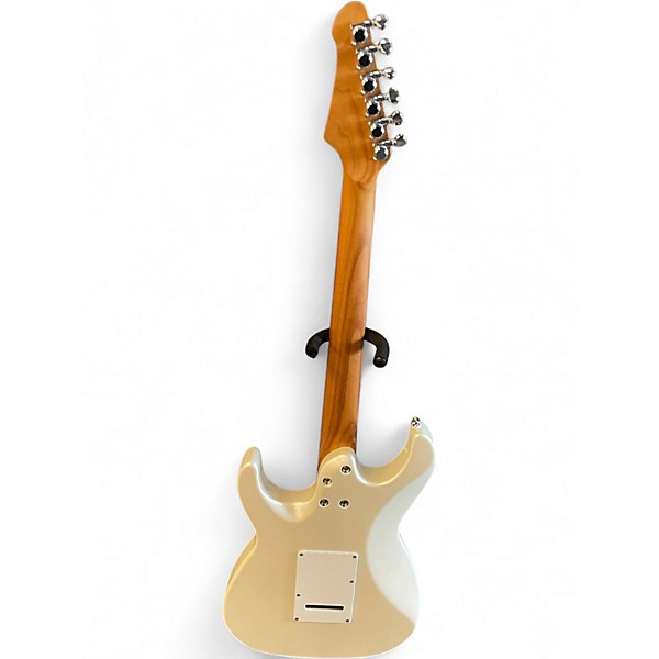 Used Balaguer toro semi-custom Cream Solid Body Electric Guitar