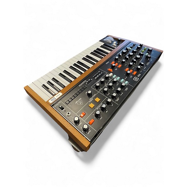 Used Behringer POLY D Synthesizer
